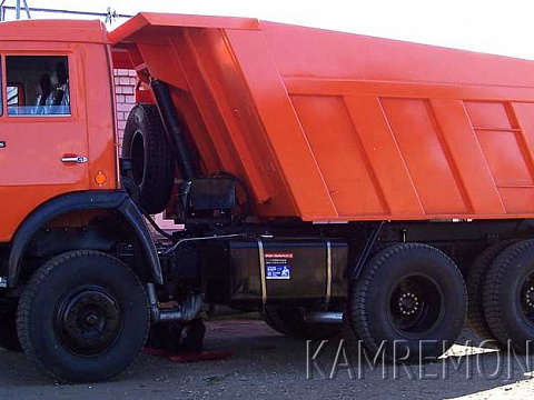 КамАЗ-65115, самосвал карьерный г/п 15 т, кол. формула 6х4, двиг. ЯМЗ-238